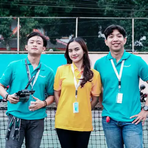 tim lapangan tripyoo